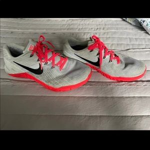 Nike Metcon-3 Women's size 7.5 (38.5)